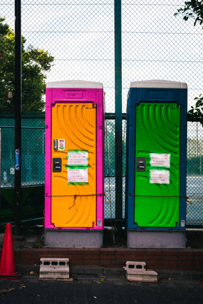 Best Portable bathroom rental  in Clifton, IL